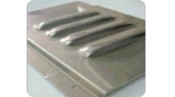 대형 CNC 절곡기 철판 절곡 작업 옥수금속